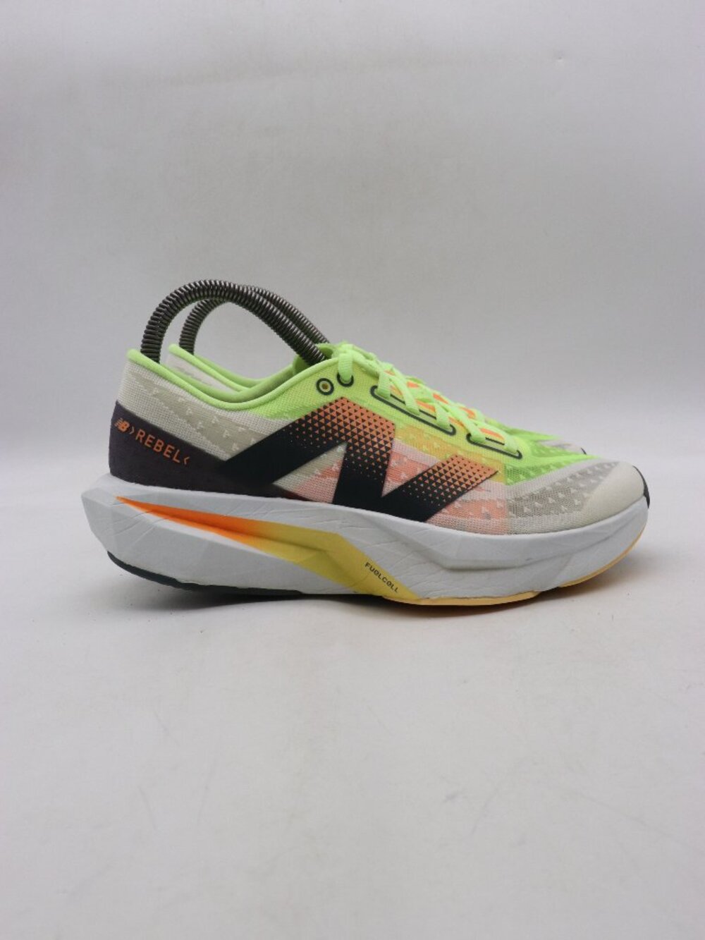 New Balance FuelCell Rebel v4 Women's Size 7.5 Athlete Running Sneakers WFCXLA4